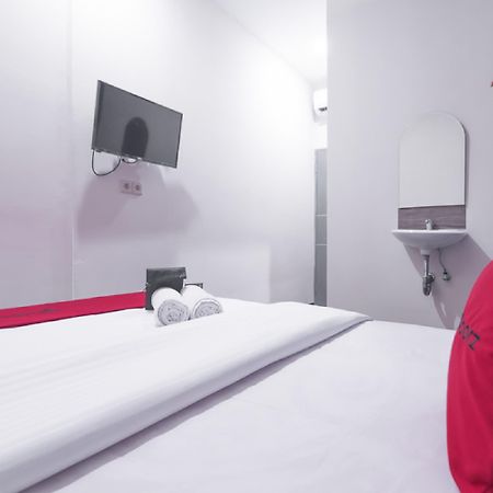 Reddoorz Near Itc Mangga Dua Hotell Jakarta Exteriör bild