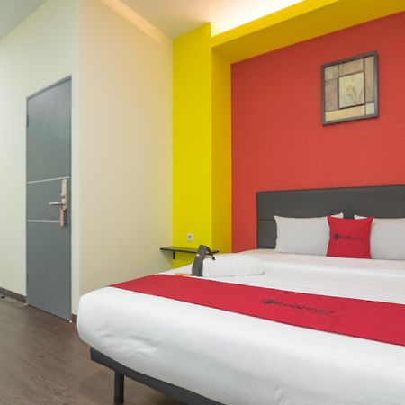 Reddoorz Near Itc Mangga Dua Hotell Jakarta Exteriör bild